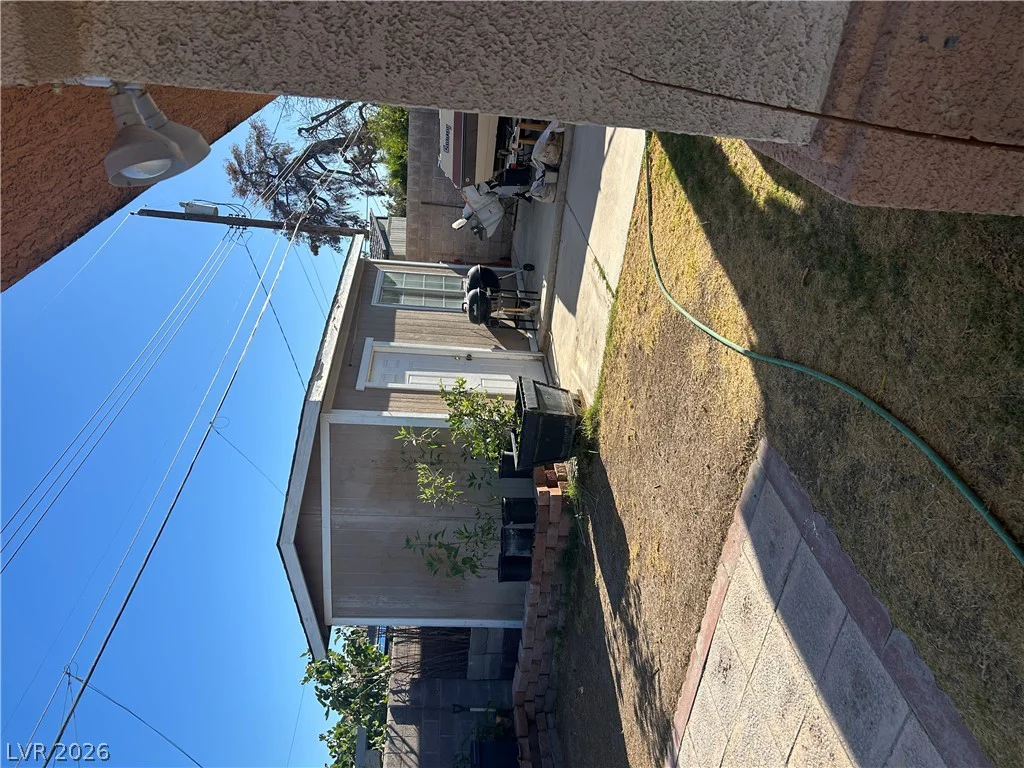 1928 Sweeney, Las Vegas, NV 89104