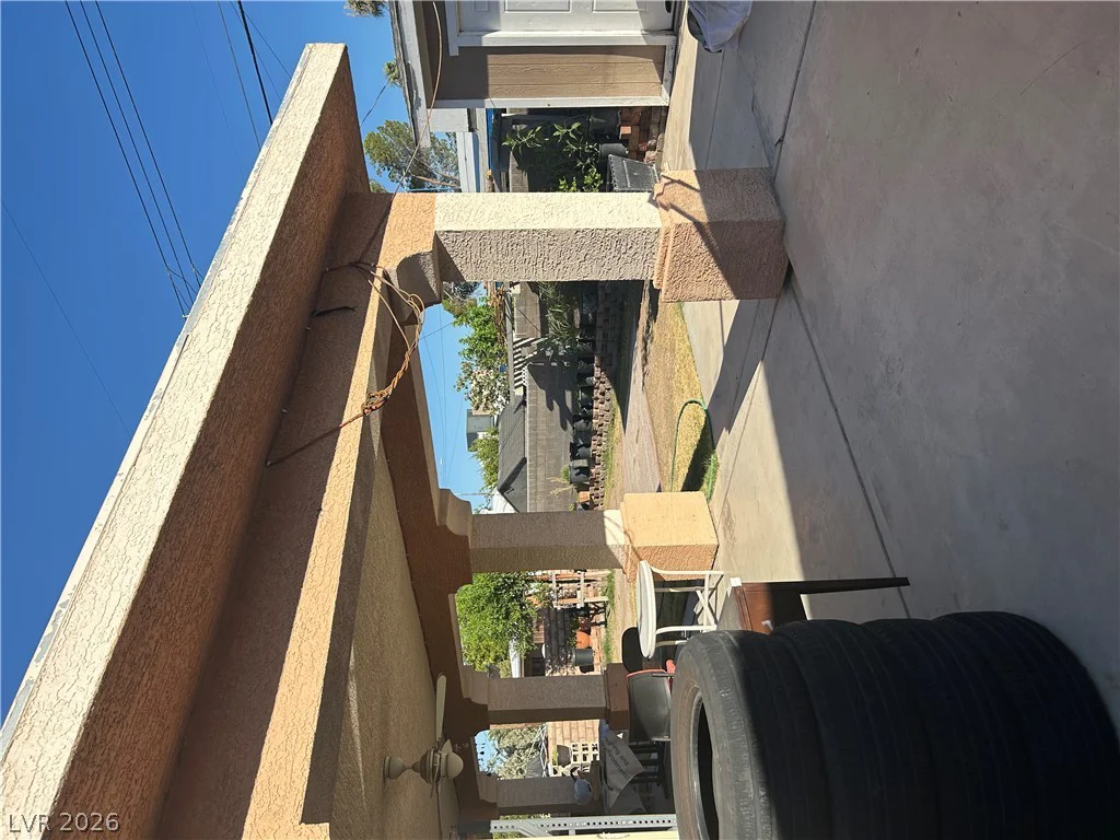 1928 Sweeney, Las Vegas, NV 89104