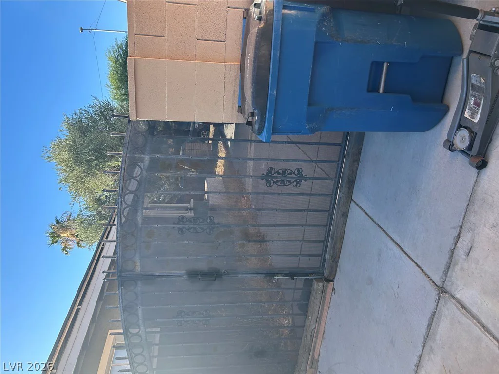 1928 Sweeney, Las Vegas, NV 89104
