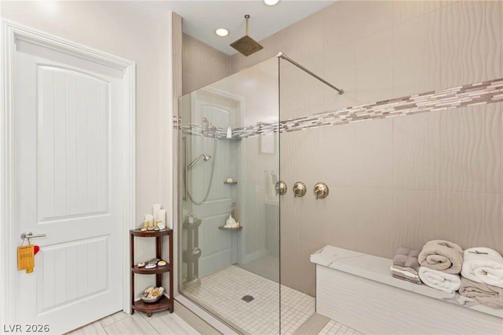 10843 Irving Park, Las Vegas, NV 89166