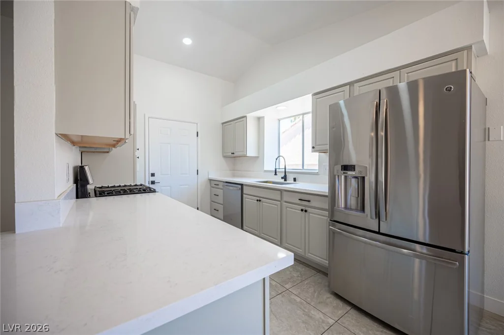 932 Wagon Train, Henderson, NV 89002