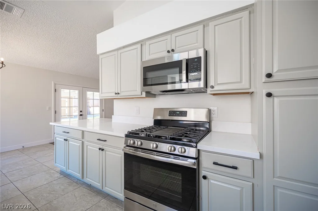 932 Wagon Train, Henderson, NV 89002