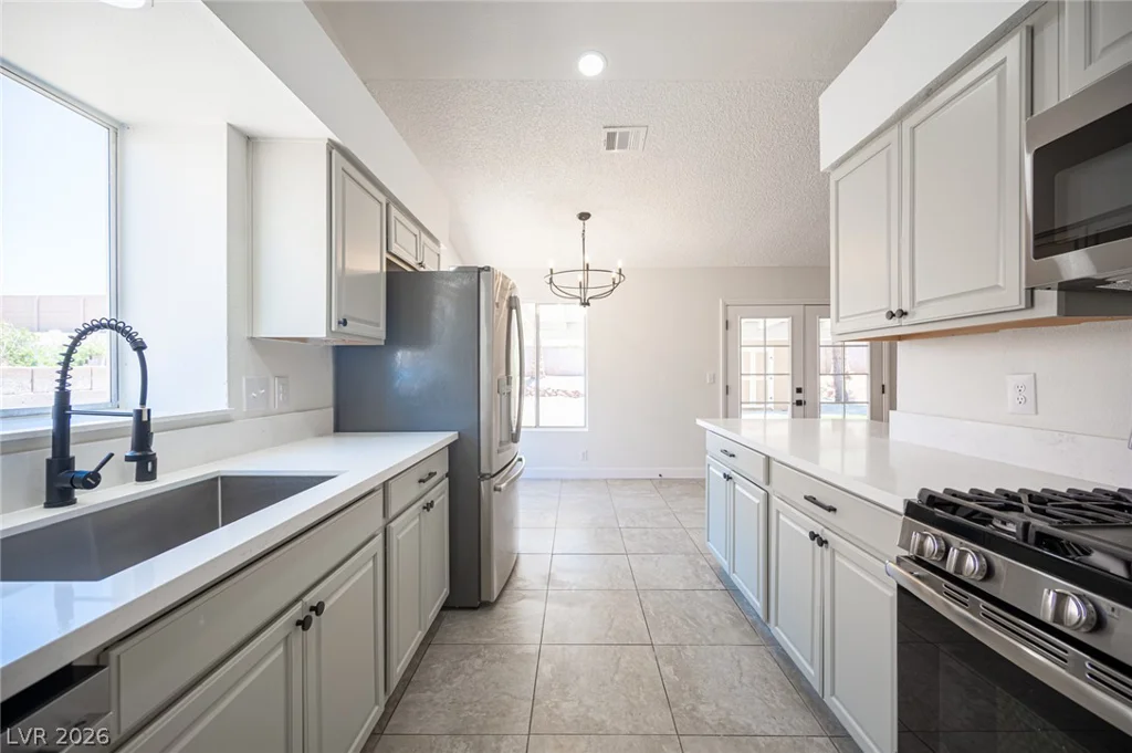 932 Wagon Train, Henderson, NV 89002