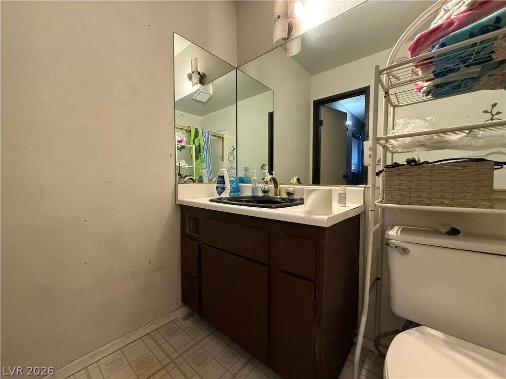 4202 Paramount, Las Vegas, NV 89115
