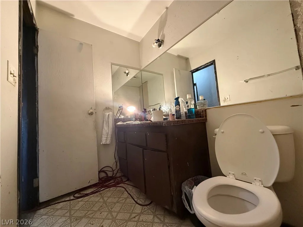 4202 Paramount, Las Vegas, NV 89115