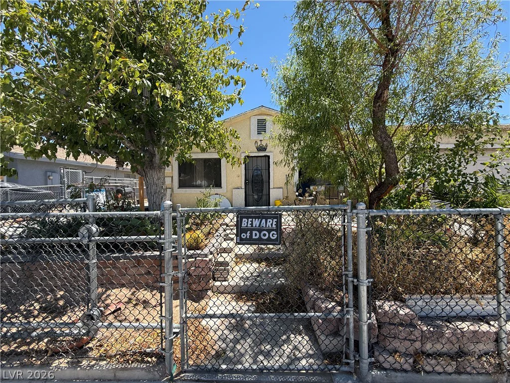4202 Paramount, Las Vegas, NV 89115