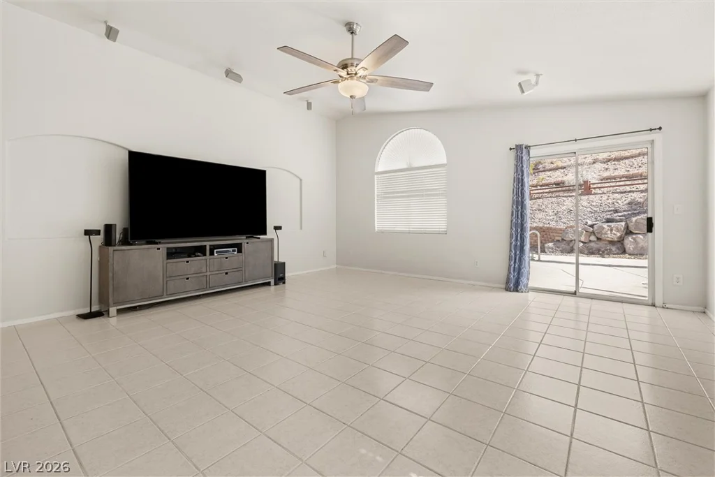 355 Island Reef, Henderson, NV 89012