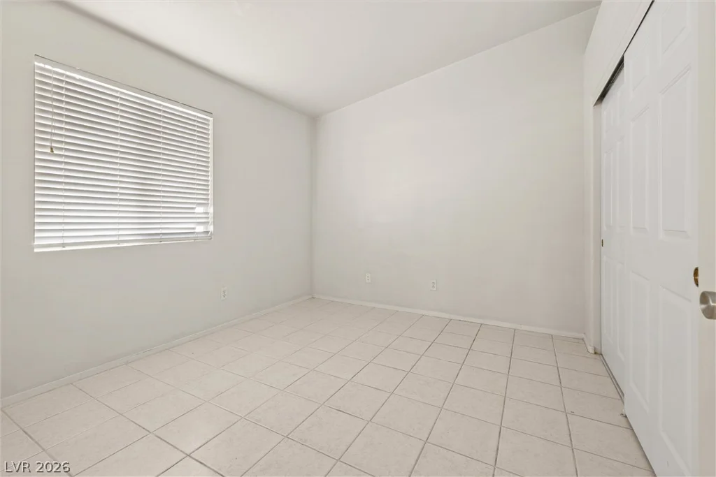 355 Island Reef, Henderson, NV 89012
