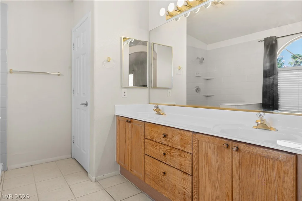 355 Island Reef, Henderson, NV 89012