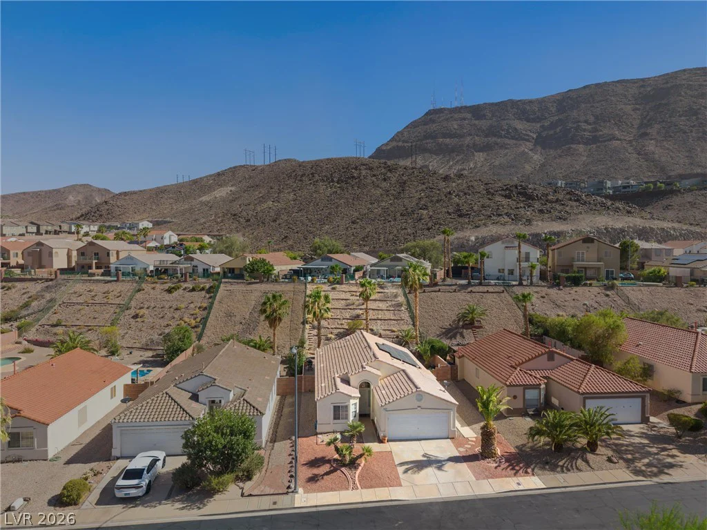 355 Island Reef, Henderson, NV 89012