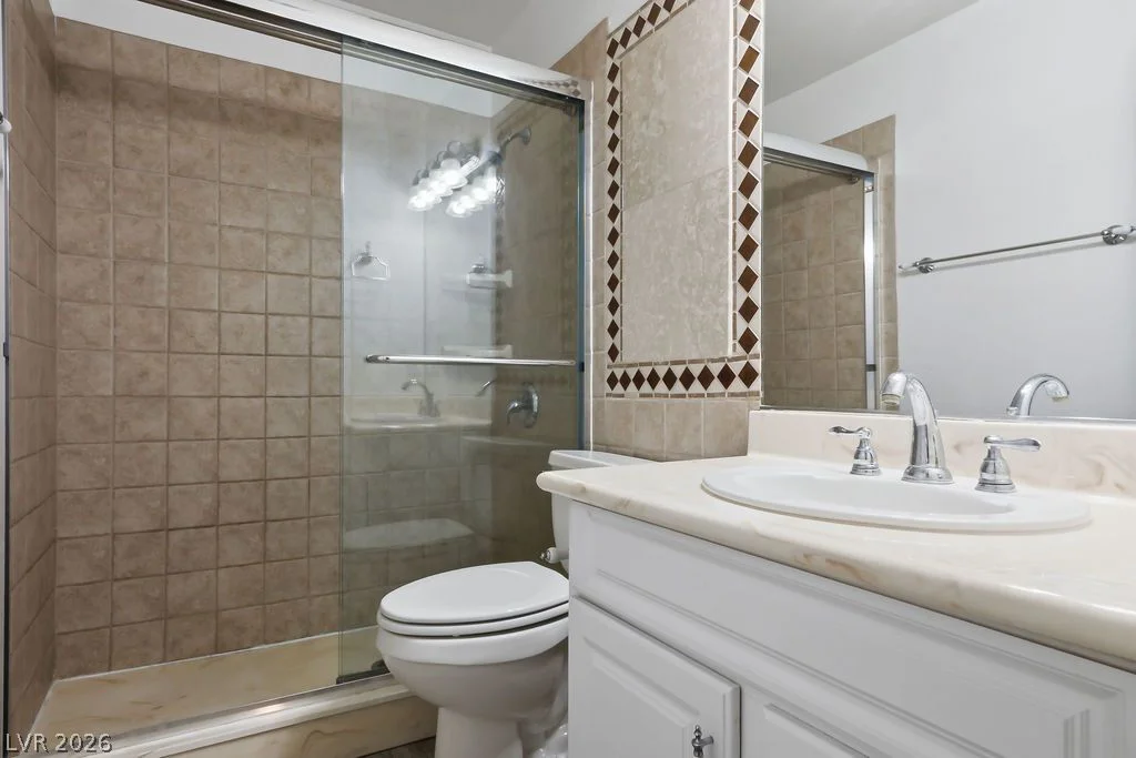 8220 James Grayson, Las Vegas, NV 89145