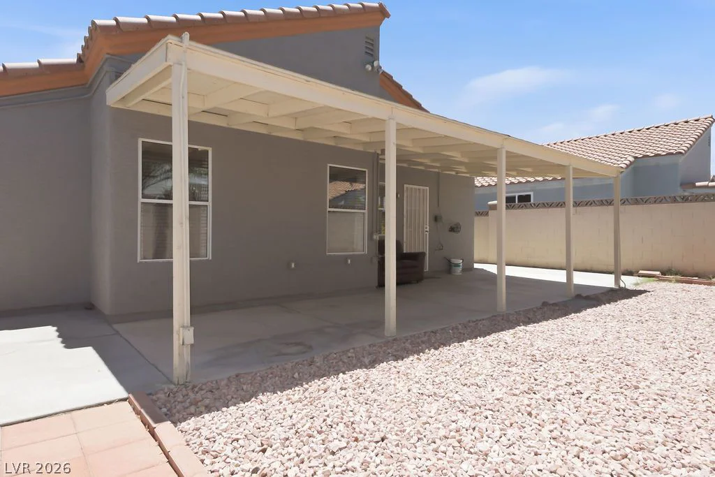 8220 James Grayson, Las Vegas, NV 89145