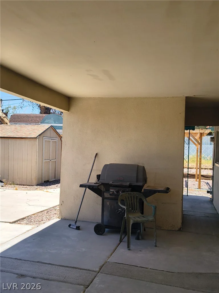 3247 Greenbriar, Las Vegas, NV 89121