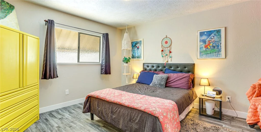 3247 Greenbriar, Las Vegas, NV 89121
