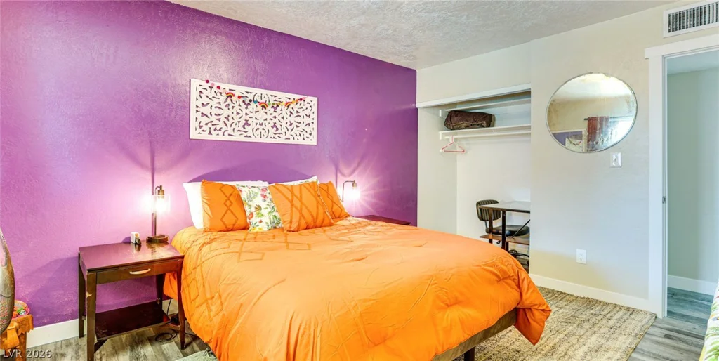 3247 Greenbriar, Las Vegas, NV 89121