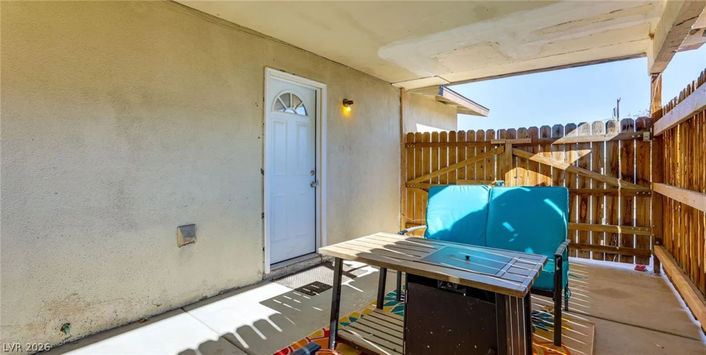 3247 Greenbriar, Las Vegas, NV 89121