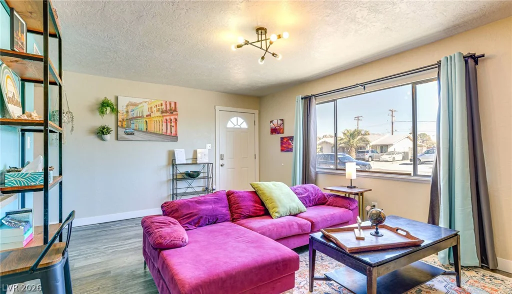 3247 Greenbriar, Las Vegas, NV 89121