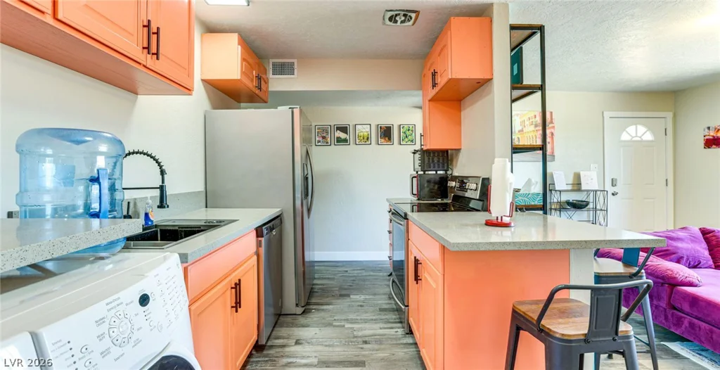 3247 Greenbriar, Las Vegas, NV 89121