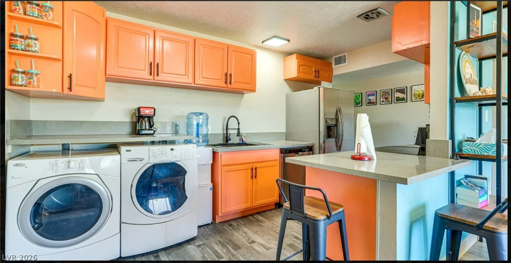 3247 Greenbriar, Las Vegas, NV 89121
