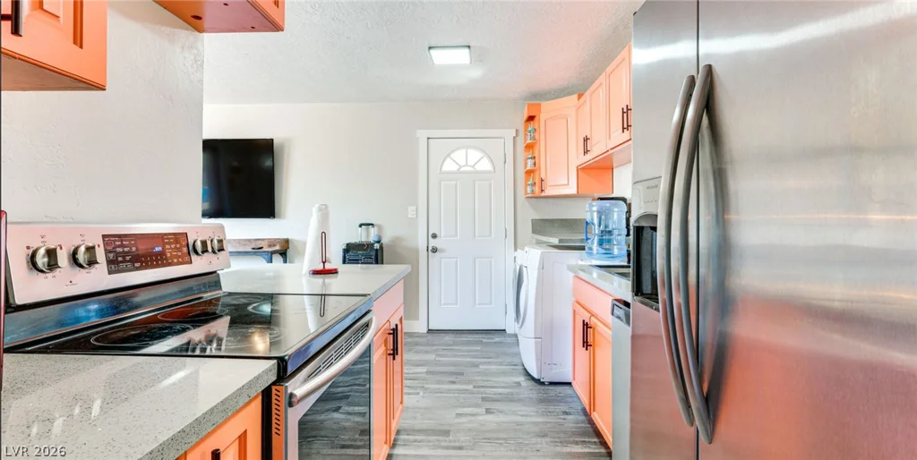 3247 Greenbriar, Las Vegas, NV 89121