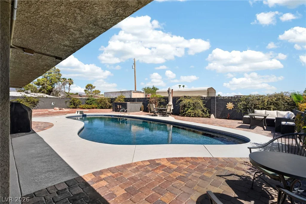 6336 Buckskin, Las Vegas, NV 89108
