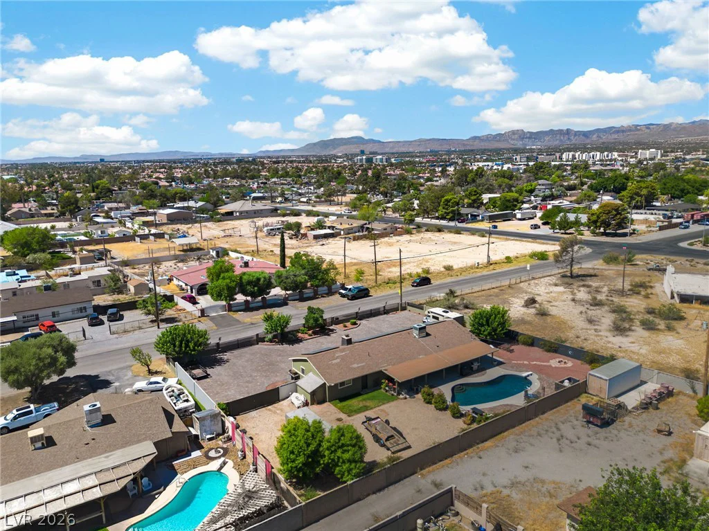 6336 Buckskin, Las Vegas, NV 89108