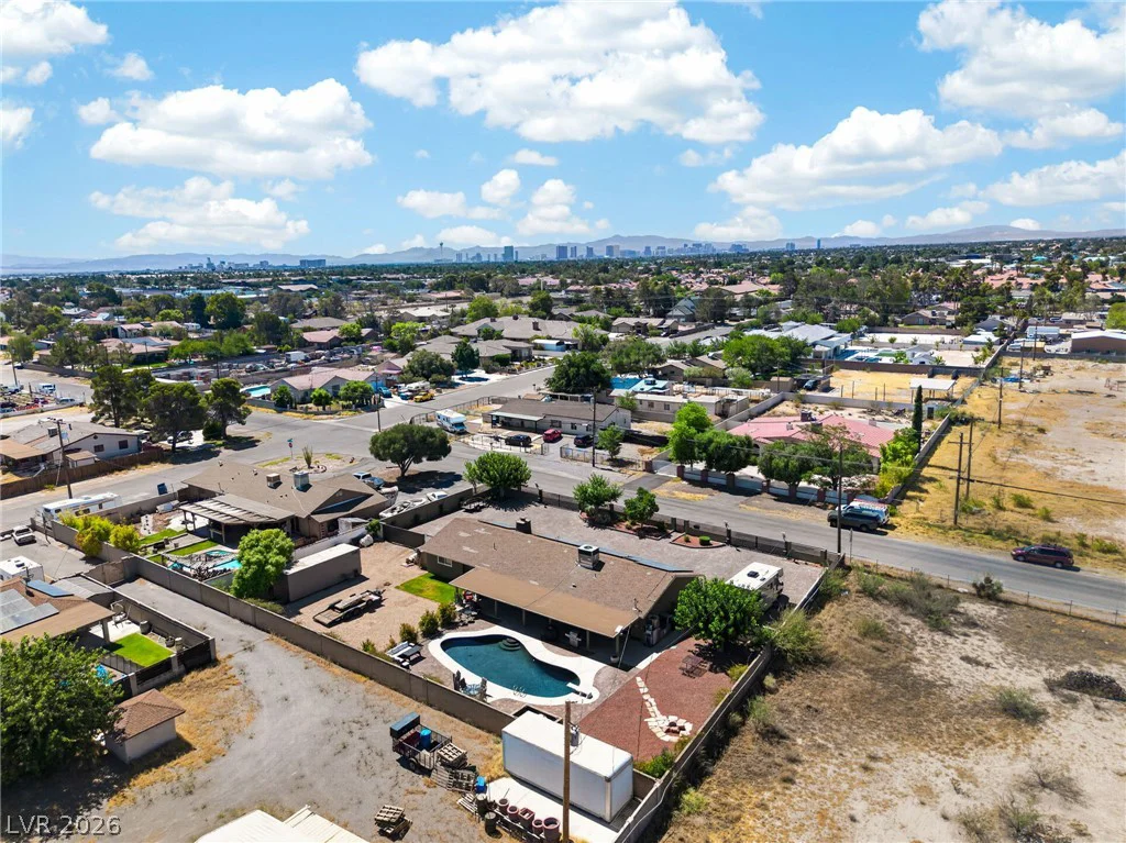 6336 Buckskin, Las Vegas, NV 89108