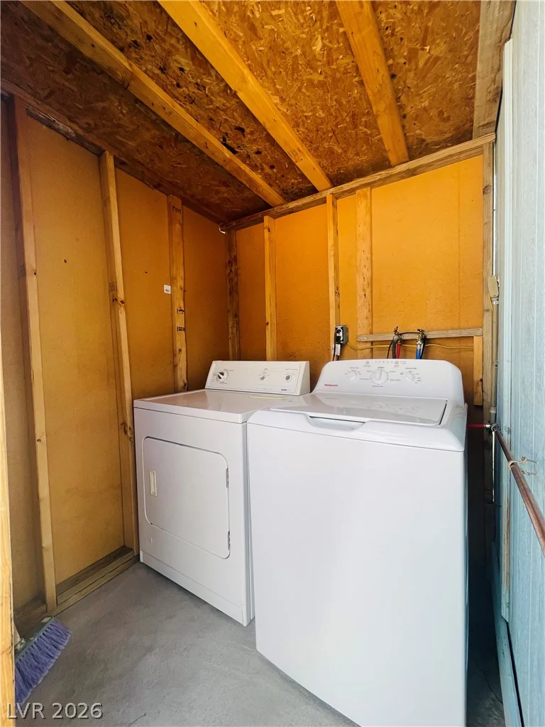 3708 Waikiki, Las Vegas, NV 89104