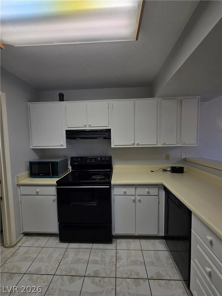 6750 Del Rey, Las Vegas, NV 89146