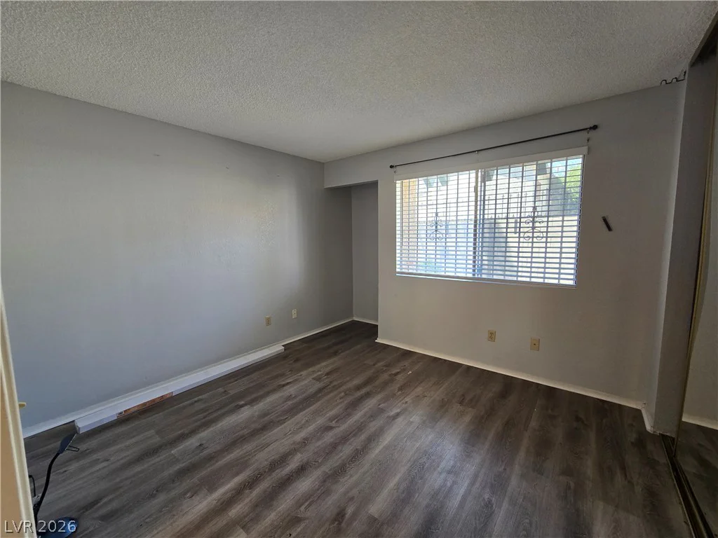 6750 Del Rey, Las Vegas, NV 89146