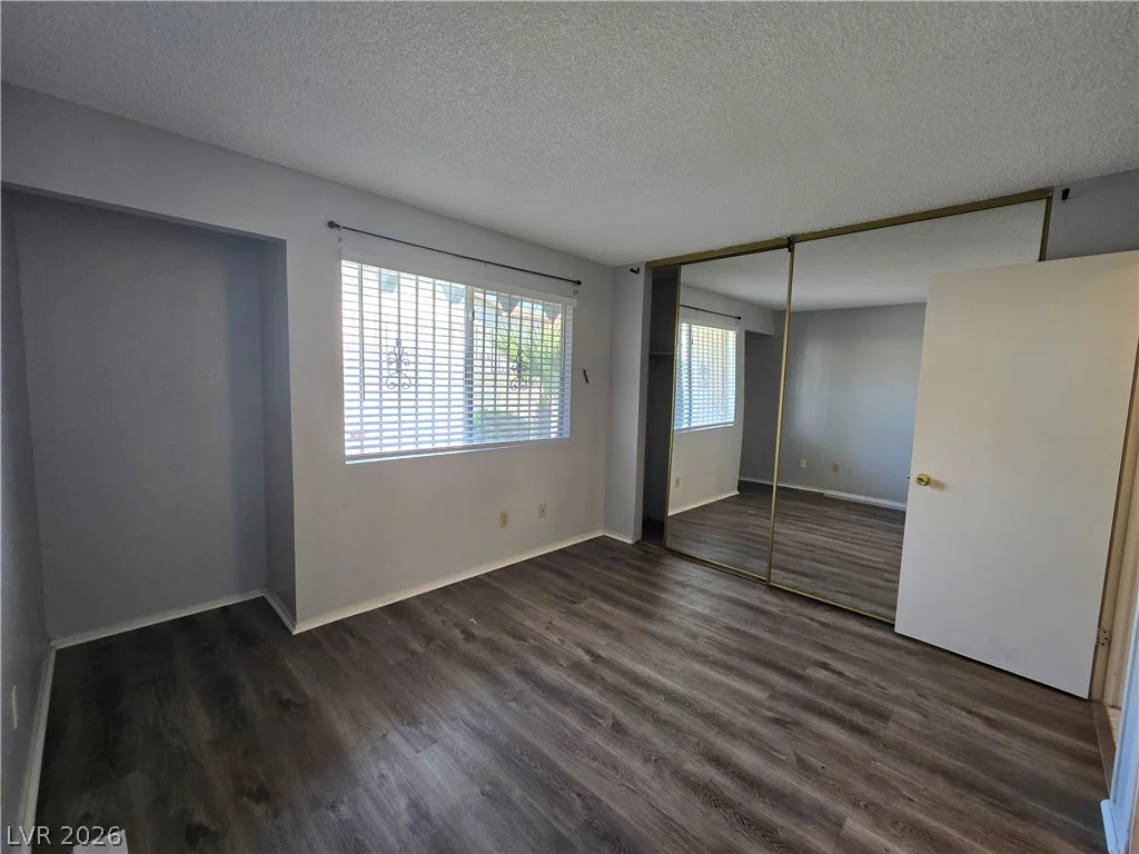 6750 Del Rey, Las Vegas, NV 89146