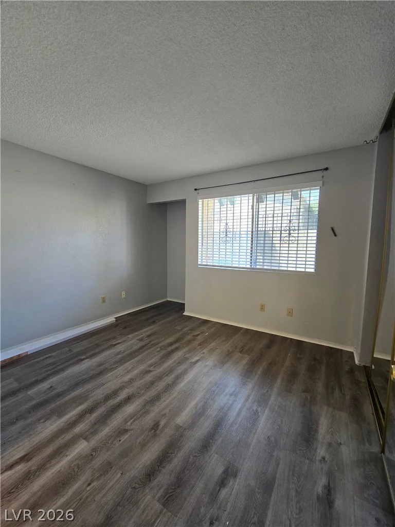 6750 Del Rey, Las Vegas, NV 89146