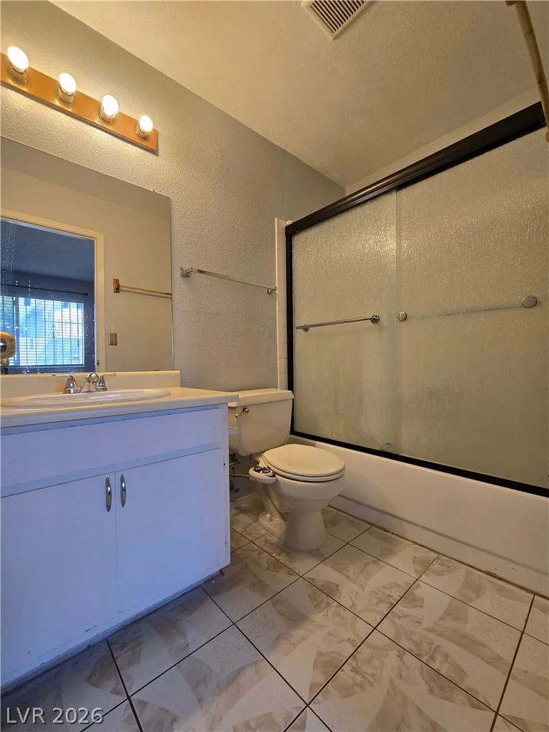6750 Del Rey, Las Vegas, NV 89146