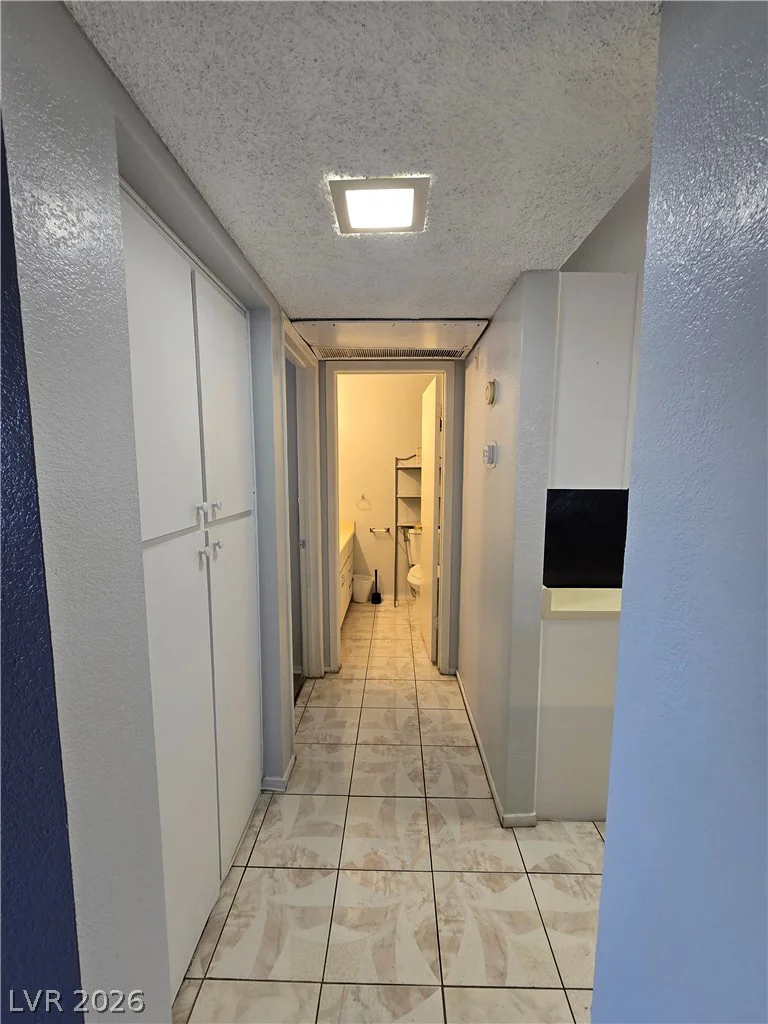 6750 Del Rey, Las Vegas, NV 89146