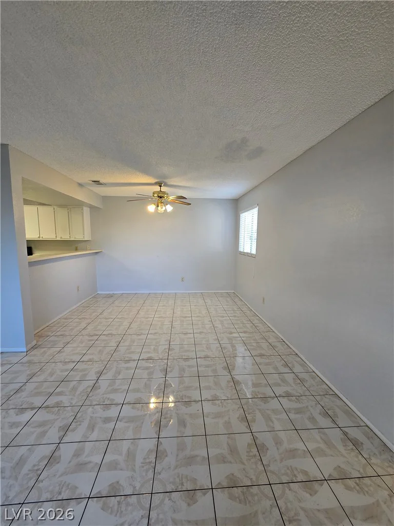 6750 Del Rey, Las Vegas, NV 89146