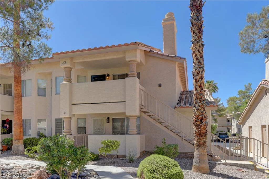 912 Falconhead, Las Vegas, NV 89128