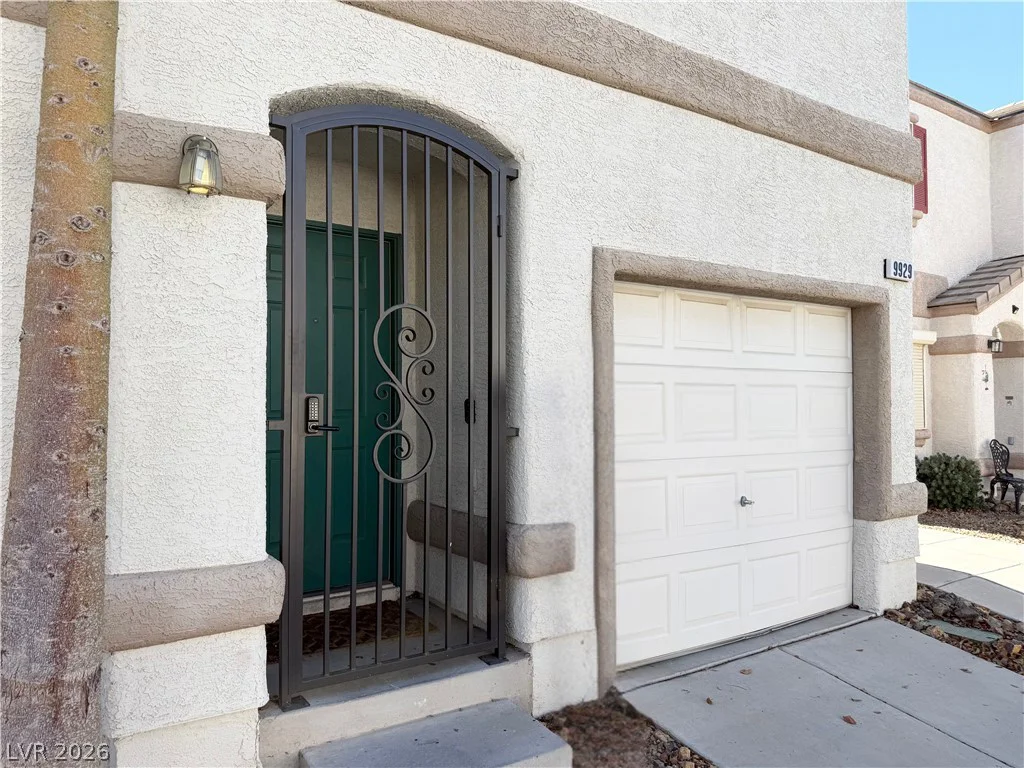 9929 Fragile Fields, Las Vegas, NV 89183