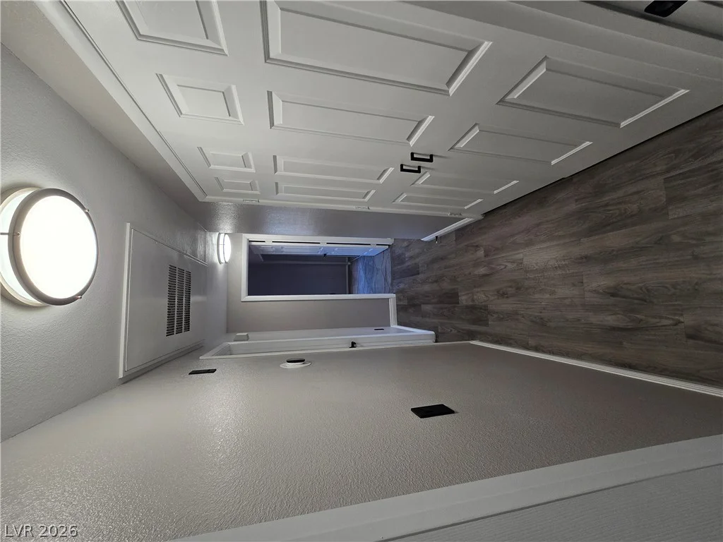 300 Amber Pine, Las Vegas, NV 89144