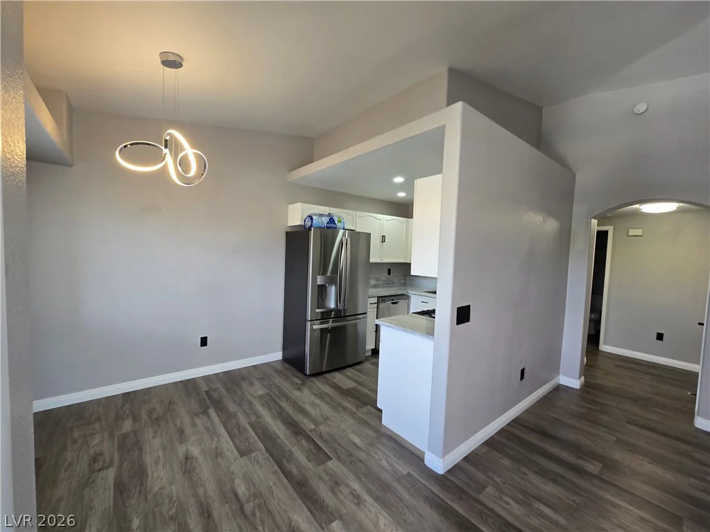 300 Amber Pine, Las Vegas, NV 89144