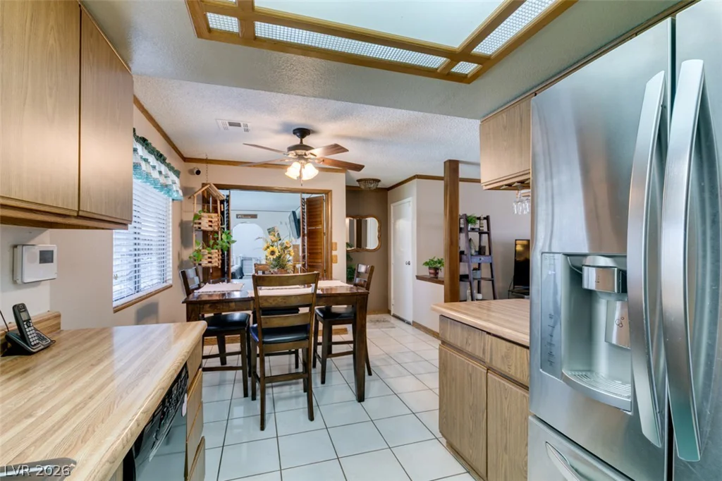 4985 Arizona, Las Vegas, NV 89104