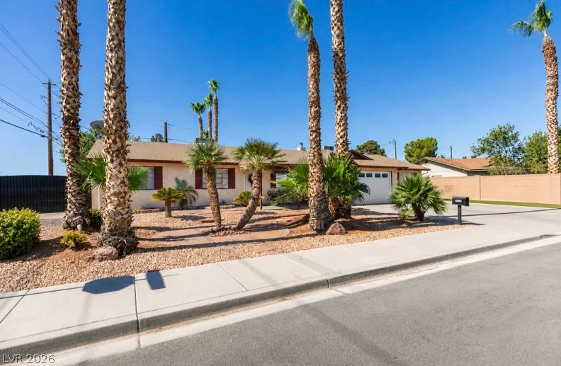 4985 Arizona, Las Vegas, NV 89104