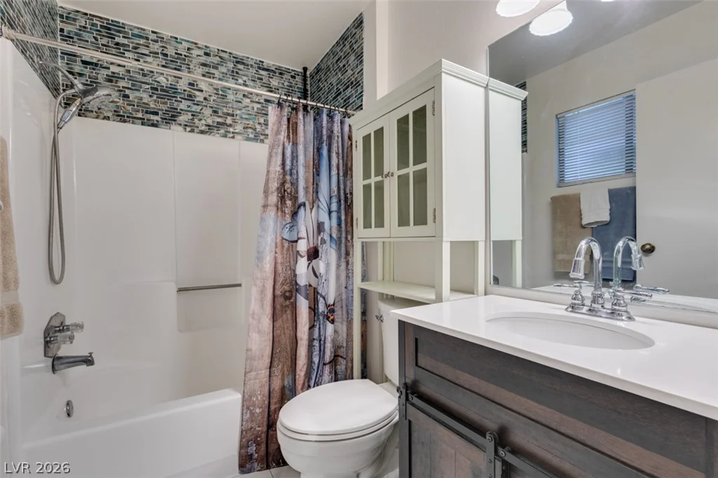 4985 Arizona, Las Vegas, NV 89104