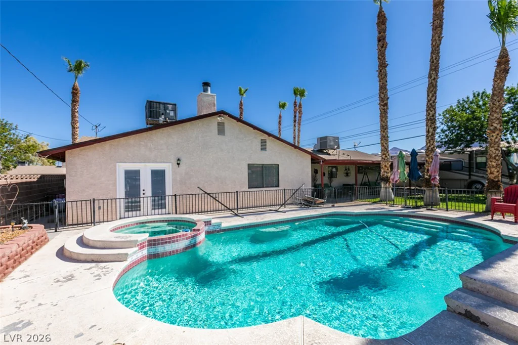 4985 Arizona, Las Vegas, NV 89104