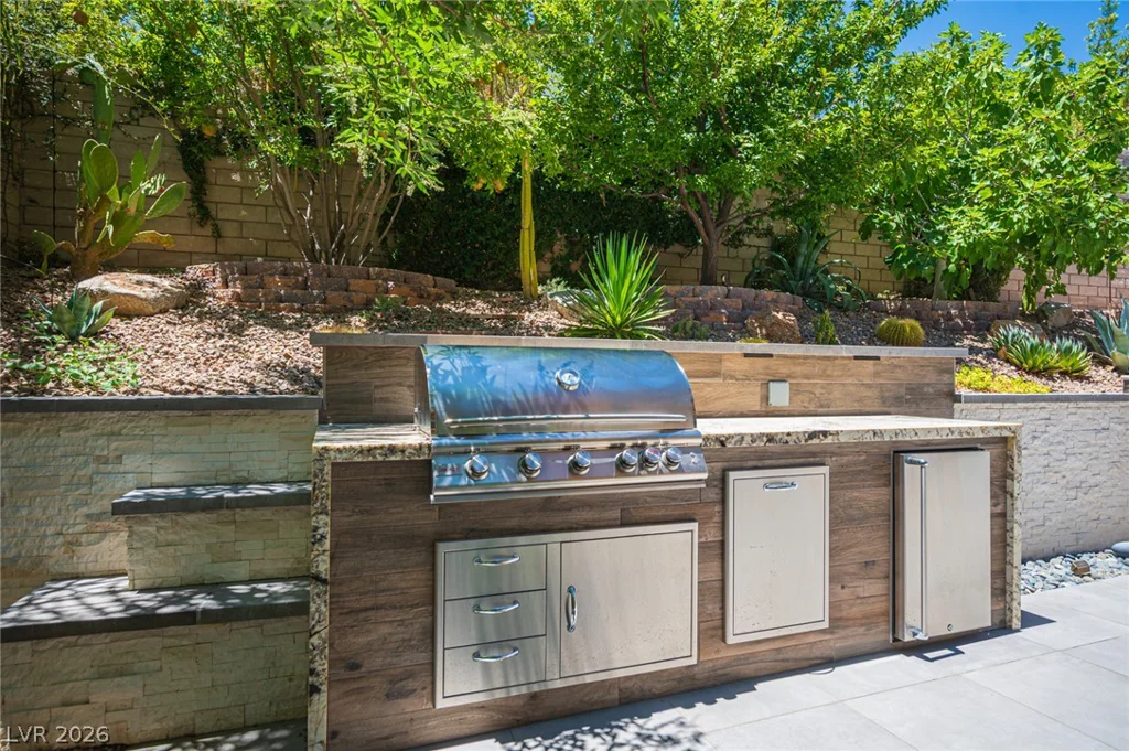 437 Beautiful Hill, Las Vegas, NV 89138