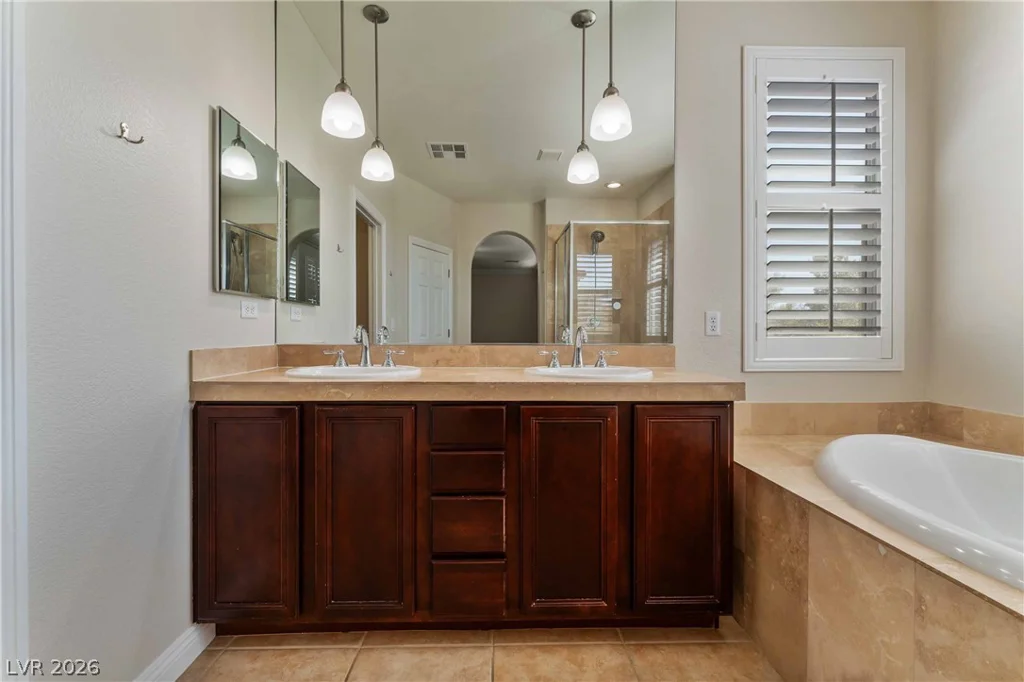 11577 Hadwen, Las Vegas, NV 89135
