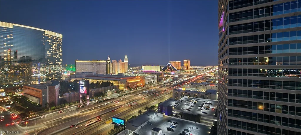 4471 Dean Martin, Las Vegas, NV 89103