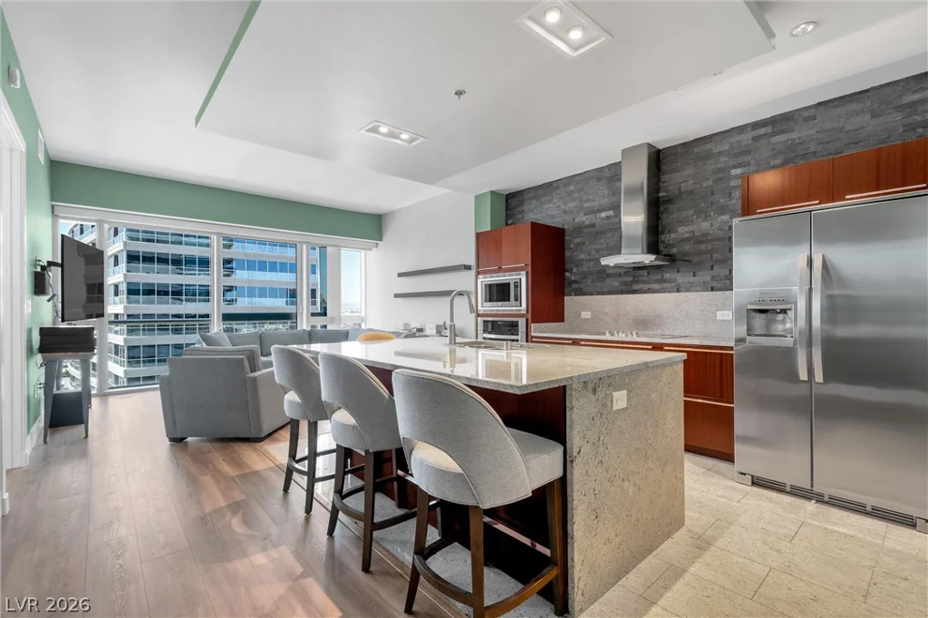 4471 Dean Martin, Las Vegas, NV 89103