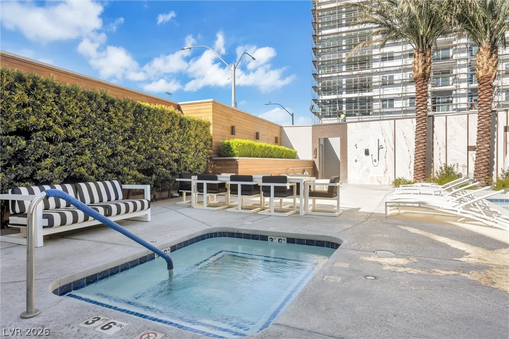 4471 Dean Martin, Las Vegas, NV 89103