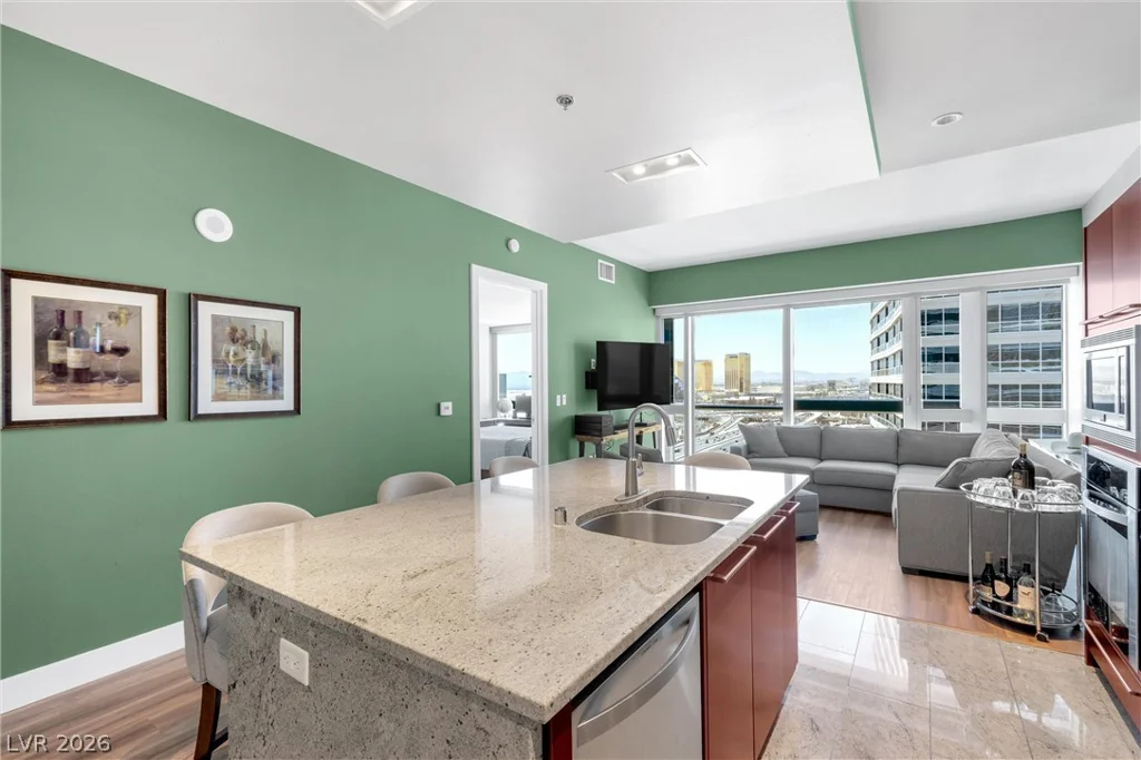 4471 Dean Martin, Las Vegas, NV 89103