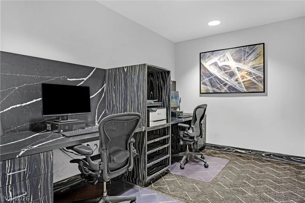 4471 Dean Martin, Las Vegas, NV 89103